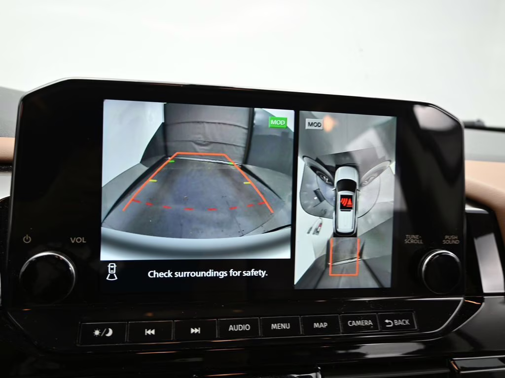 2023 Super Black Nissan Pathfinder Platinum FWD SUV