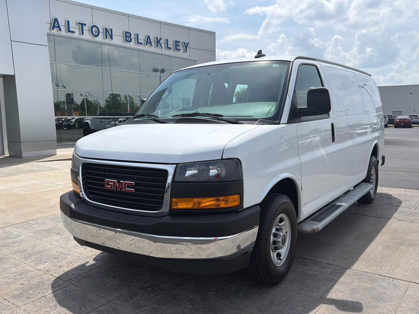 2021 Summit White GMC Savana Cargo Van RWD 2500 135 RWD Van