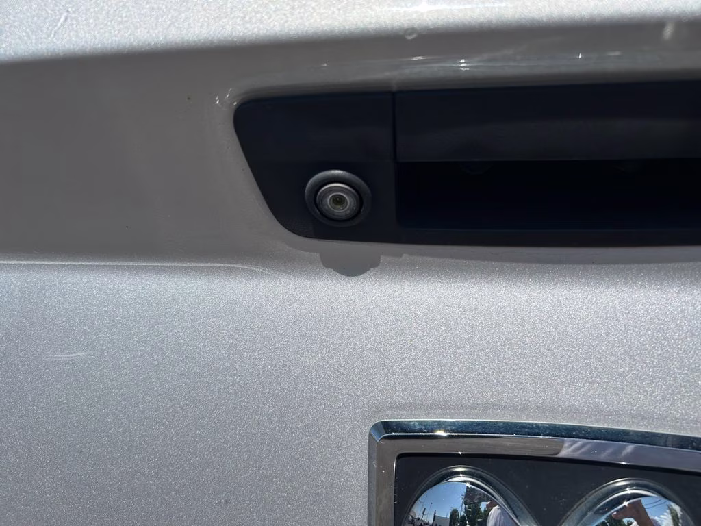 2016 Bright Silver Clearcoat Metallic Ram 3500 Laramie 4X4 Truck