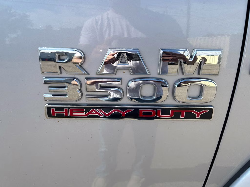 2016 Bright Silver Clearcoat Metallic Ram 3500 Laramie 4X4 Truck