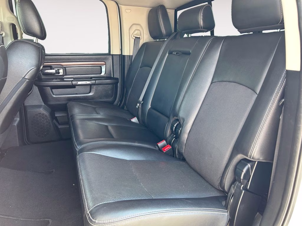 2016 Bright Silver Clearcoat Metallic Ram 3500 Laramie 4X4 Truck