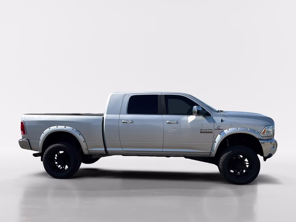 2016 Bright Silver Clearcoat Metallic Ram 3500 Laramie 4X4 Truck