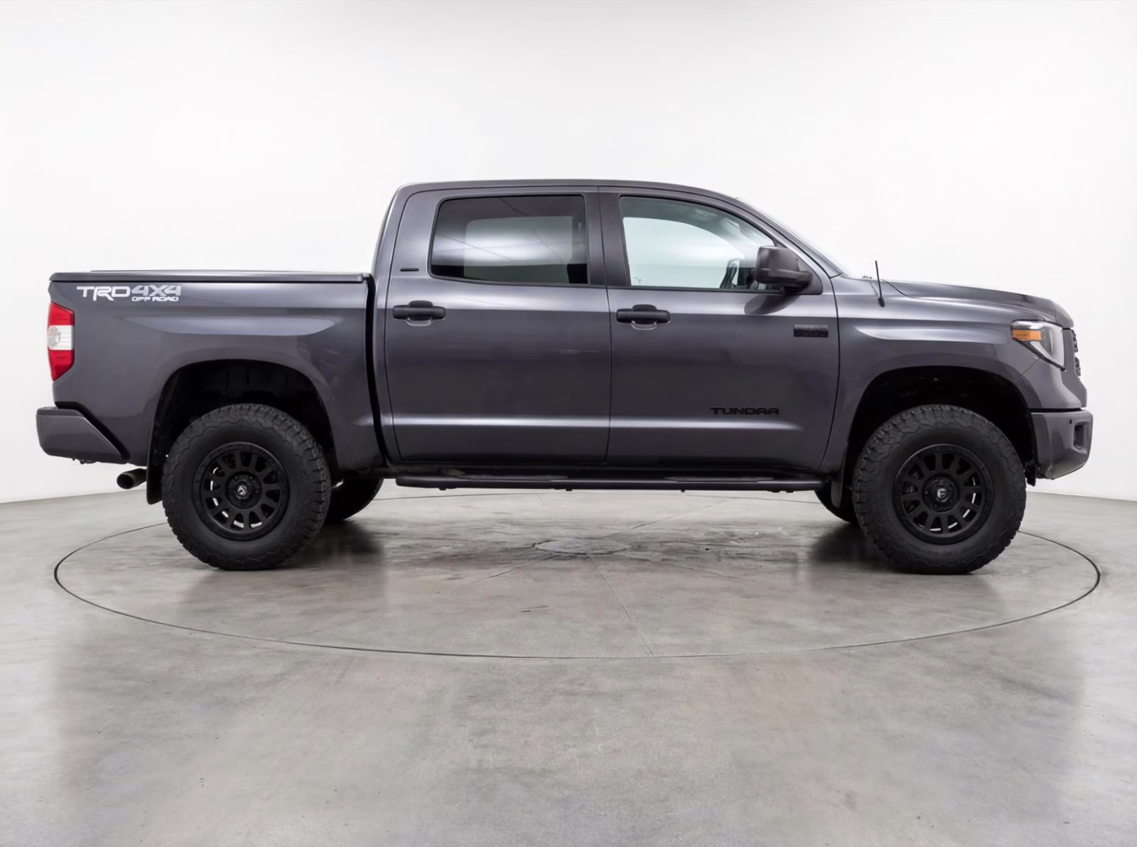 2019 Magnetic Gray Metallic Toyota Tundra Limited 4X4 Truck
