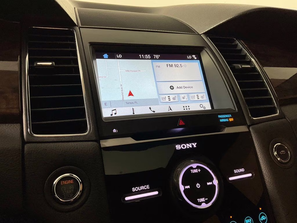 2018 Ingot Silver Ford Taurus Limited FWD Sedan