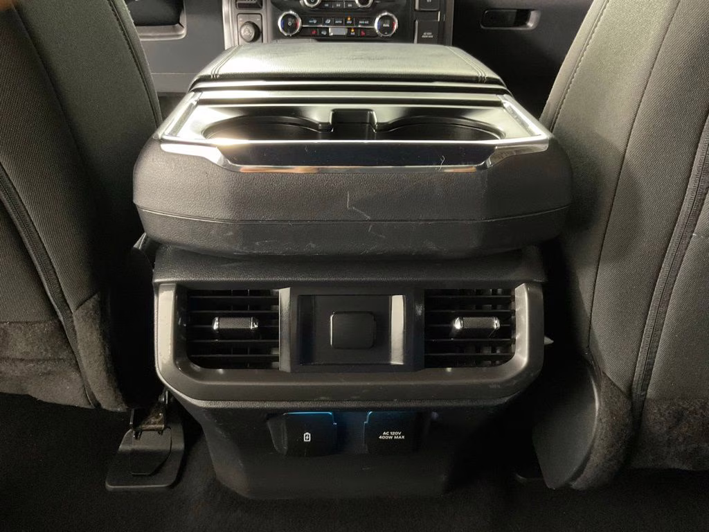 2024 Oxford White Ford F-150 XLT 4X4 Truck