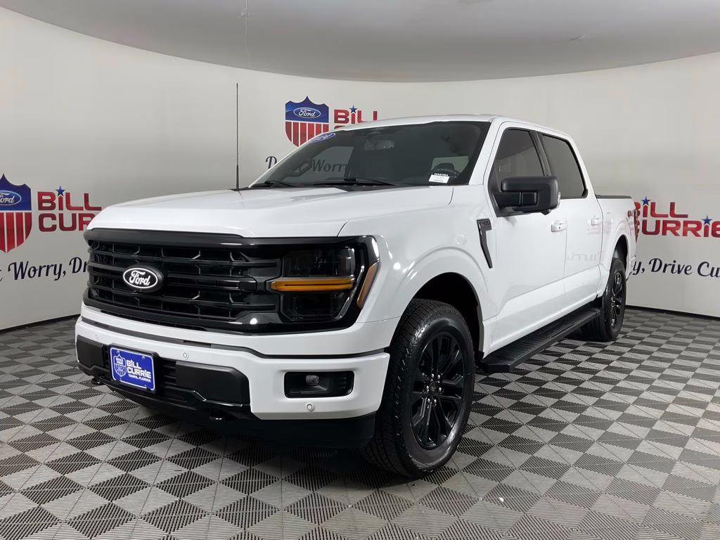 2024 Oxford White Ford F-150 XLT 4X4 Truck