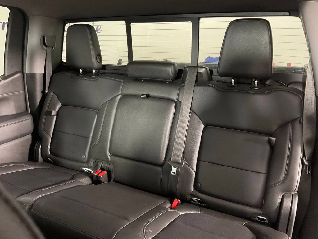 2021 Summit White GMC Sierra 1500 SLT 4X4 Truck