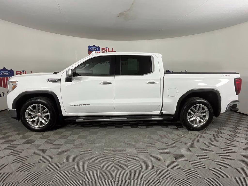 2021 Summit White GMC Sierra 1500 SLT 4X4 Truck
