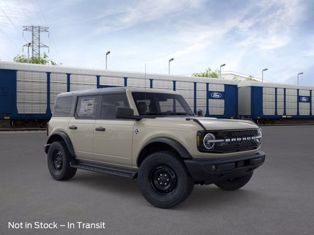 2026 Desert Sand Ford Bronco Outer Banks 4X4 SUV