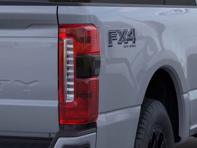 2026 Glacier Gray Metallic TriCoat Ford Super Duty F-350 SRW Lariat 4X4 Truck