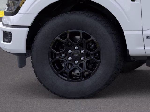 2026 Oxford White Ford F-150 XLT 4X4 Truck