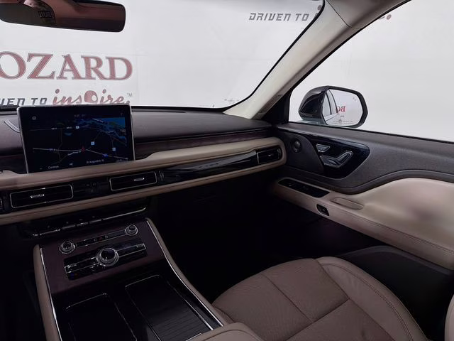 2023 Radiance Metallic Lincoln Aviator Reserve RWD SUV