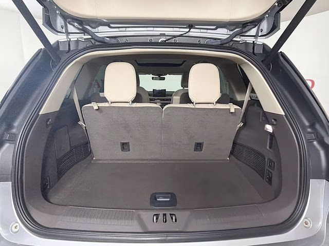 2023 Radiance Metallic Lincoln Aviator Reserve RWD SUV