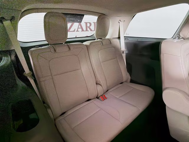 2023 Radiance Metallic Lincoln Aviator Reserve RWD SUV