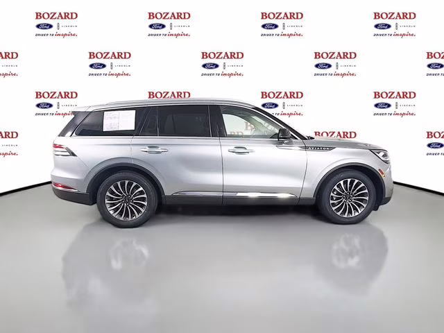 2023 Radiance Metallic Lincoln Aviator Reserve RWD SUV