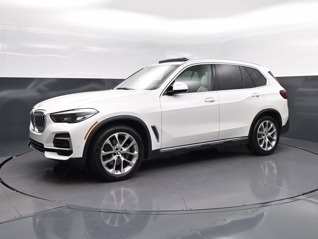 2023 Mineral White Metallic BMW X5 sDrive40i RWD SUV