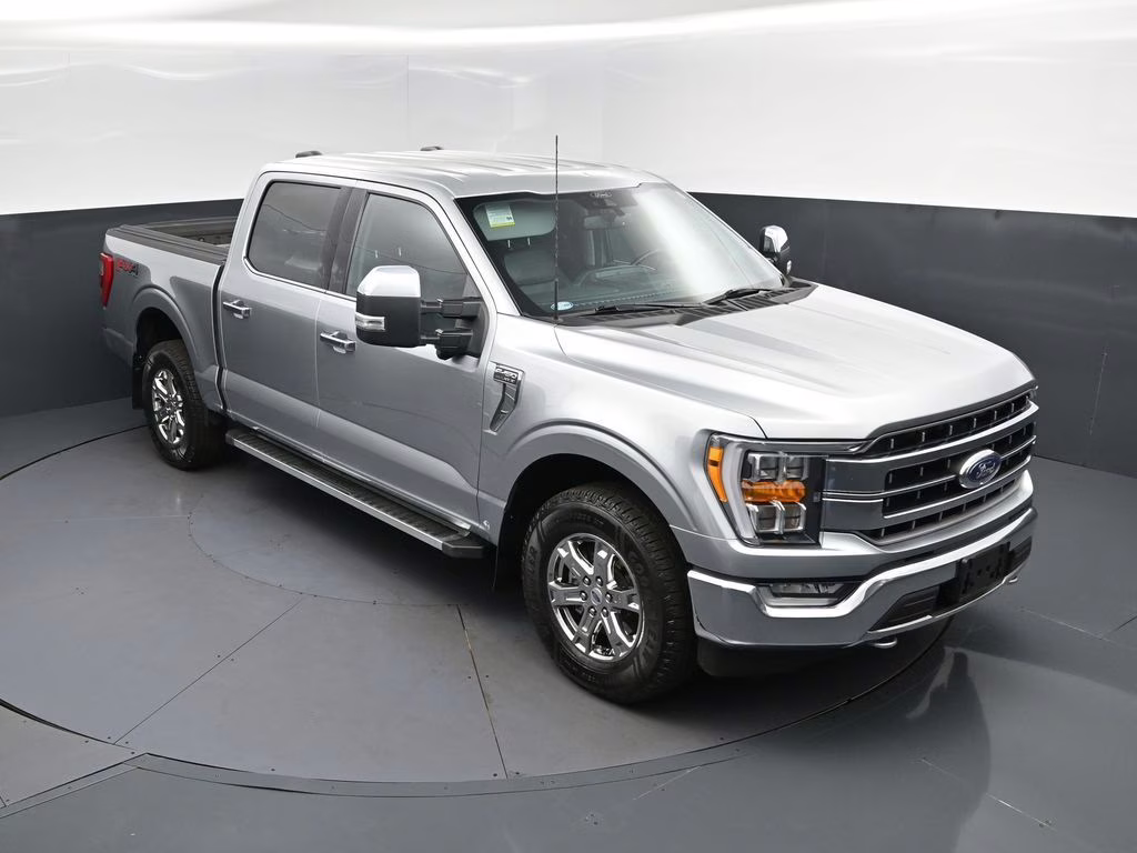 2022 Silver Metallic Ford F-150 Lariat 4X4 Truck
