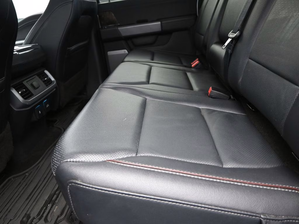 2022 Silver Metallic Ford F-150 Lariat 4X4 Truck