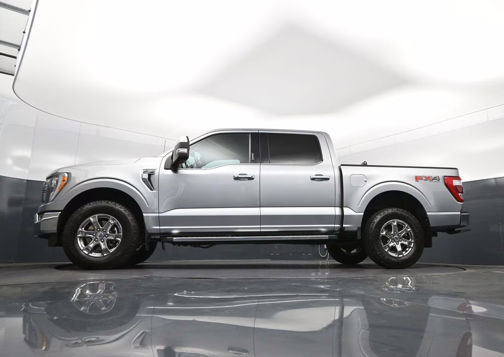 2022 Silver Metallic Ford F-150 Lariat 4X4 Truck