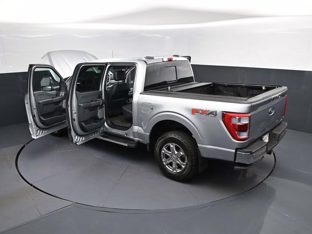 2022 Silver Metallic Ford F-150 Lariat 4X4 Truck