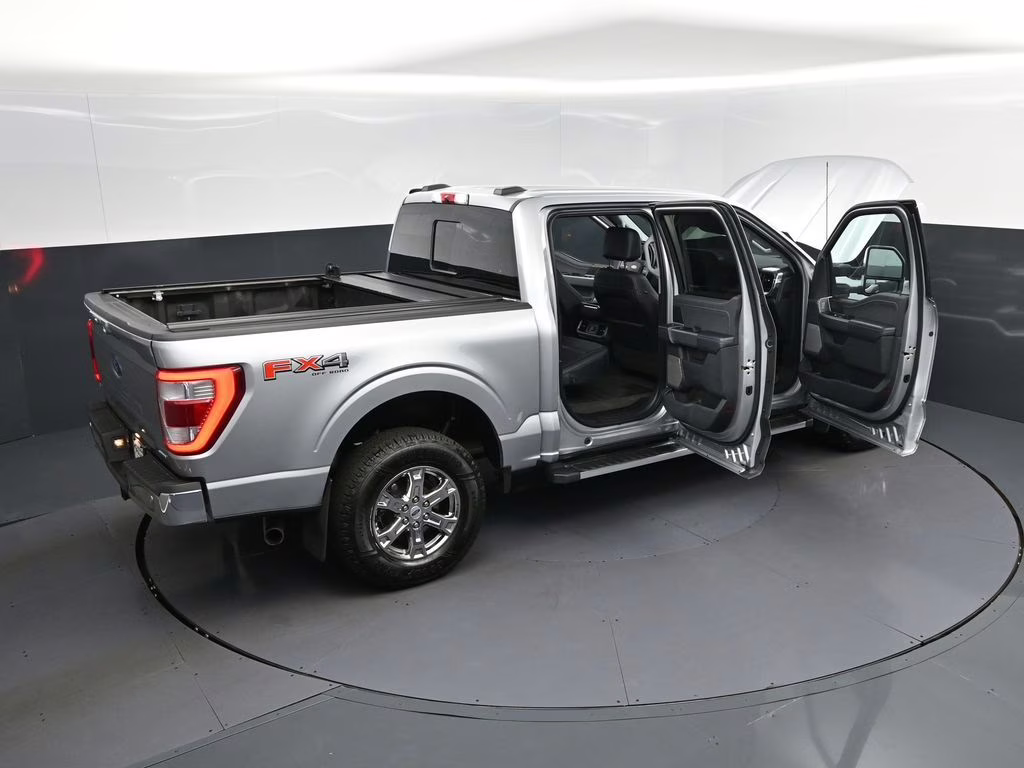 2022 Silver Metallic Ford F-150 Lariat 4X4 Truck