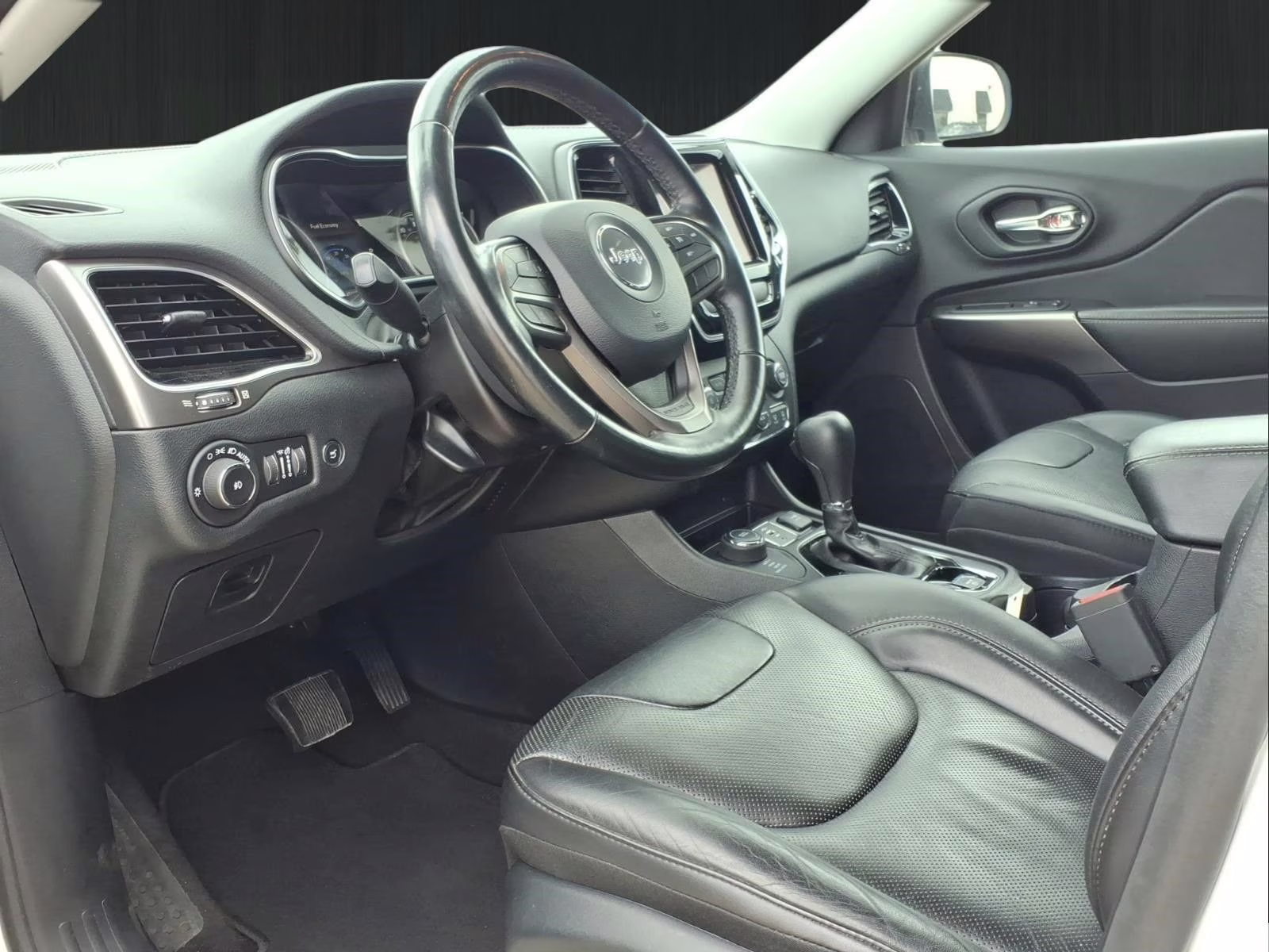 2020 Bright White Clearcoat Jeep Cherokee Limited 4X4 SUV