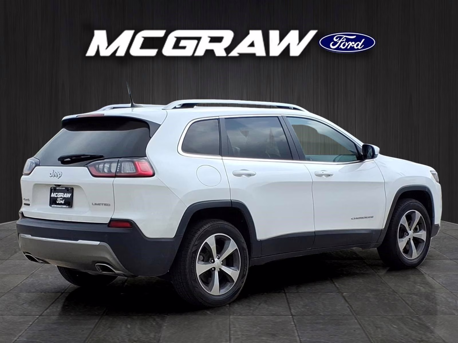 2020 Bright White Clearcoat Jeep Cherokee Limited 4X4 SUV