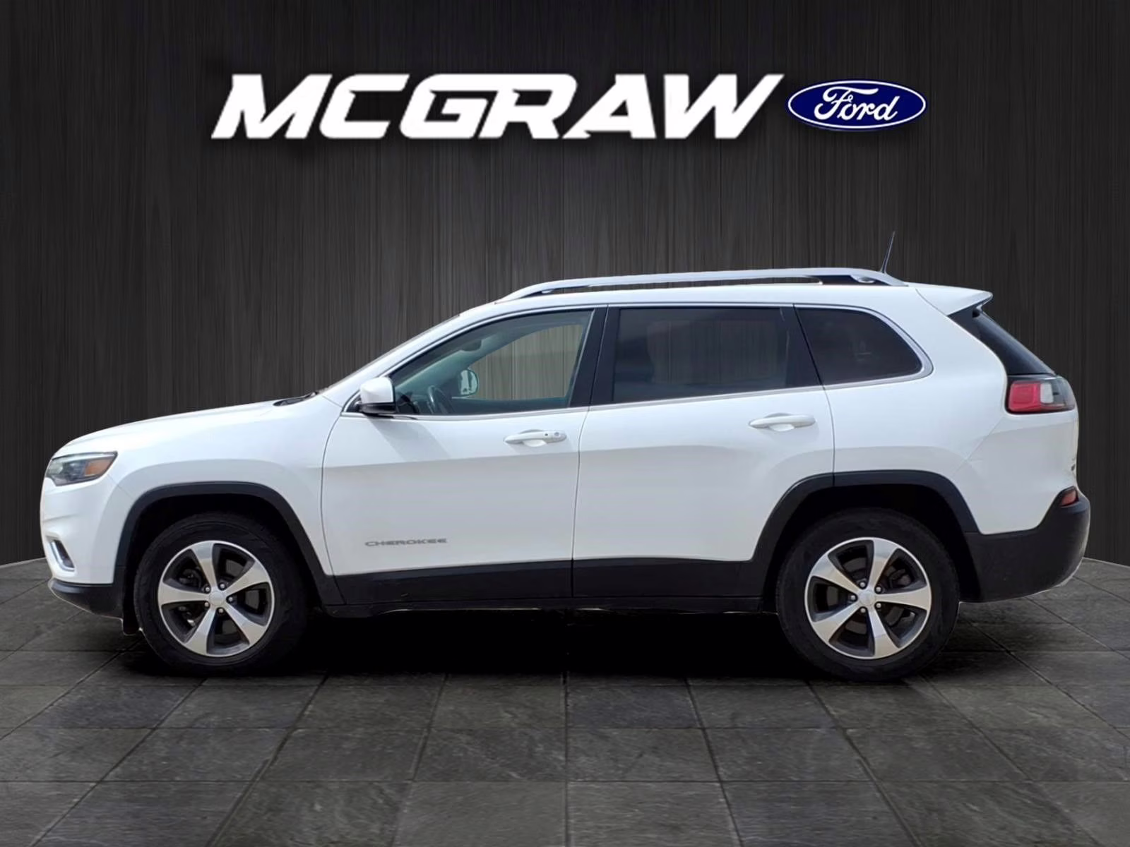 2020 Bright White Clearcoat Jeep Cherokee Limited 4X4 SUV