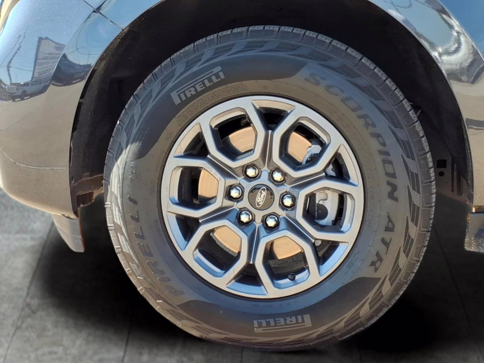 2025 Gray Metallic Ford Expedition Active 4X4 SUV
