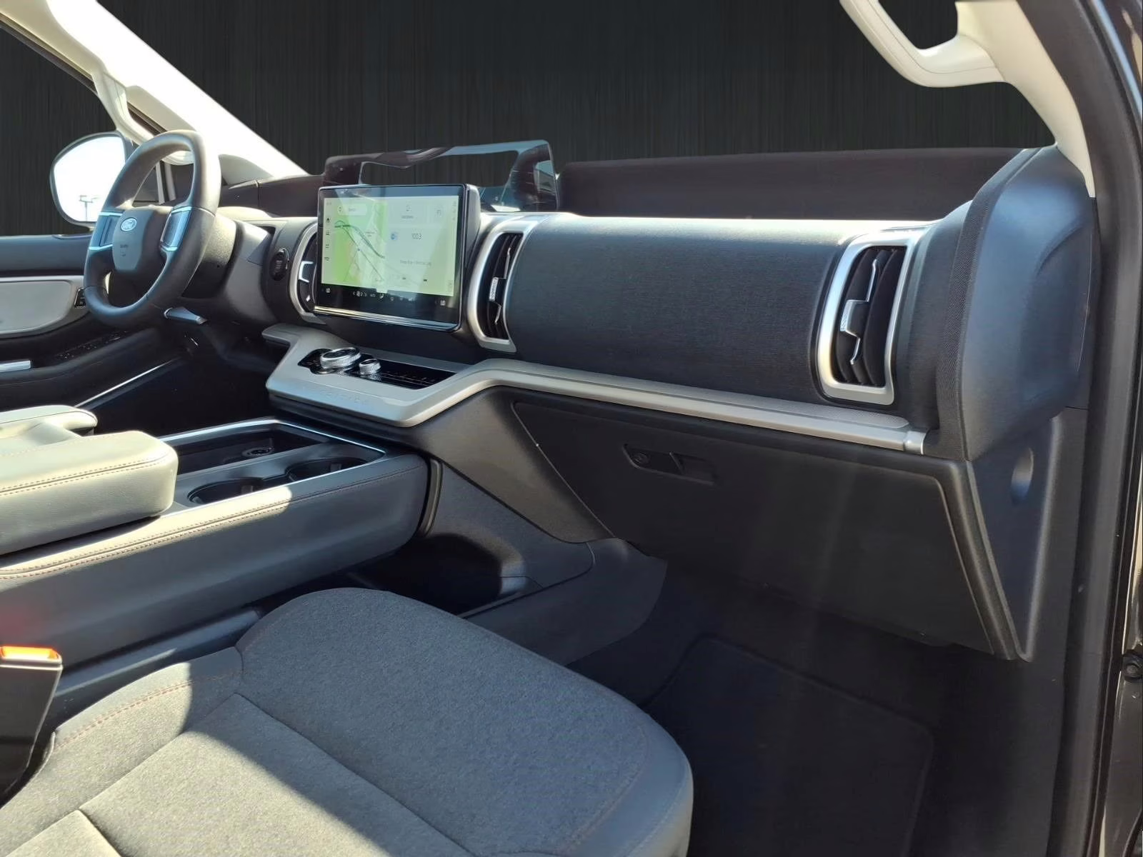 2025 Gray Metallic Ford Expedition Active 4X4 SUV