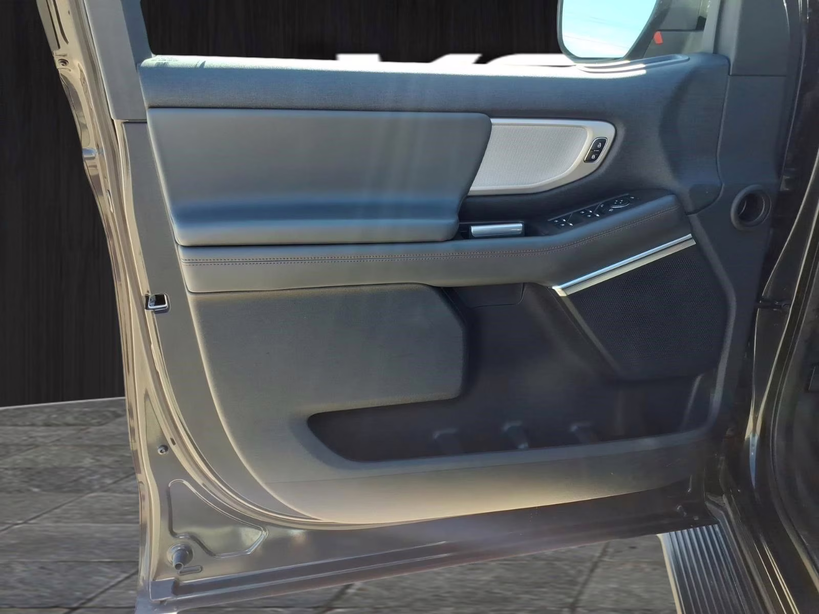 2025 Gray Metallic Ford Expedition Active 4X4 SUV