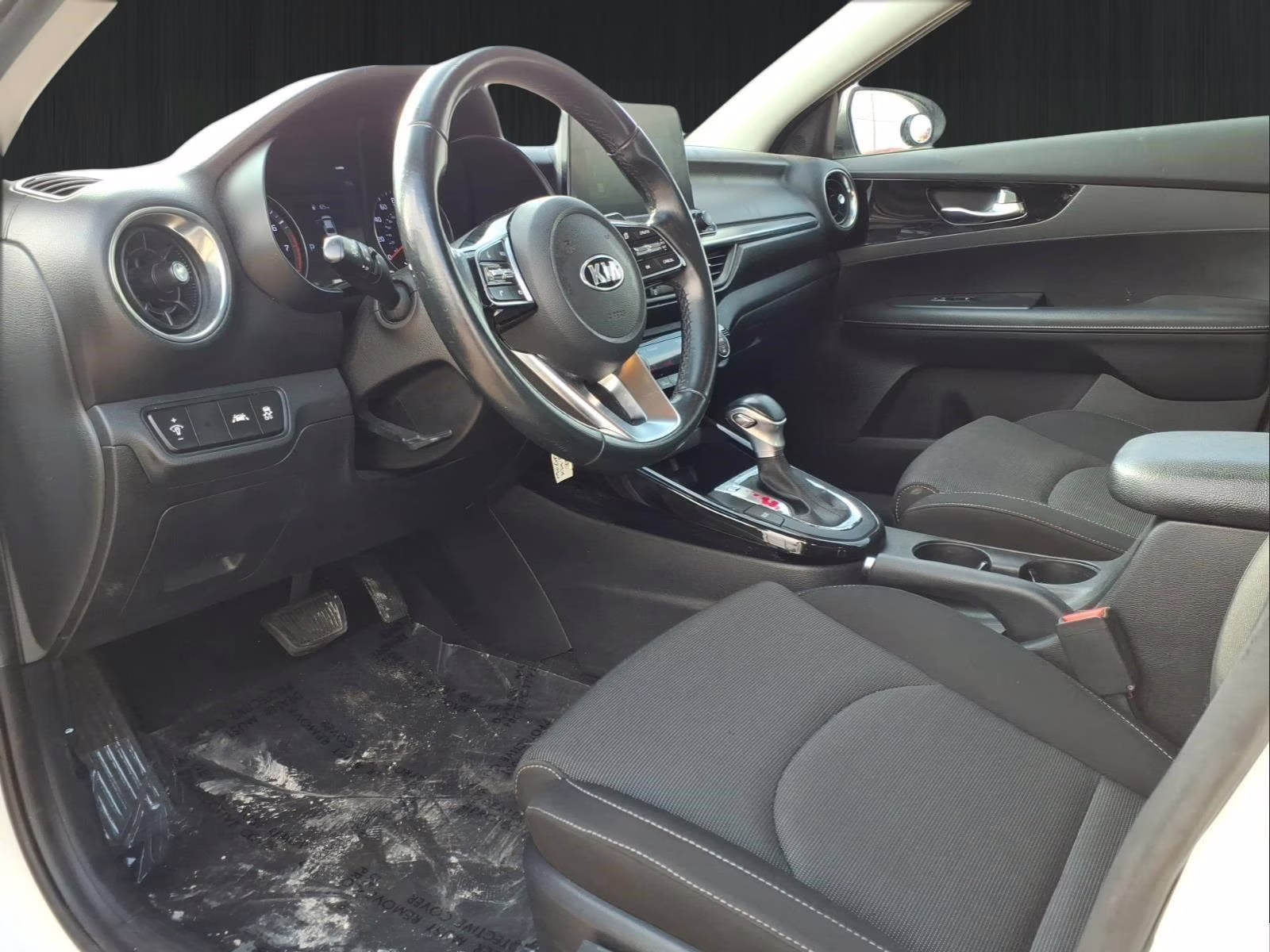 2019 Clear White Kia Forte S FWD Sedan