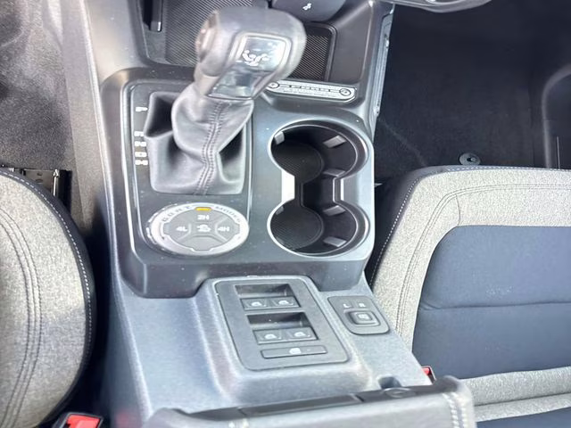 2026 Oxford White Ford Bronco Big Bend 4X4 SUV