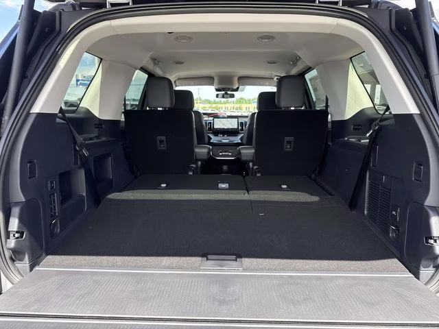 2026 Oxford White Ford Expedition Active RWD SUV