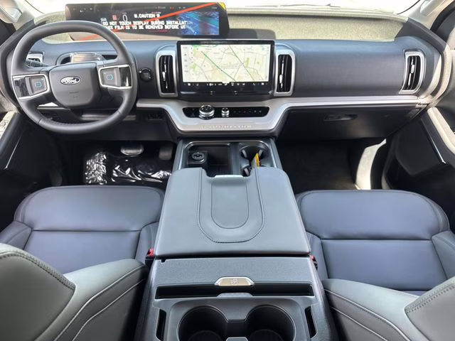 2026 Oxford White Ford Expedition Active RWD SUV