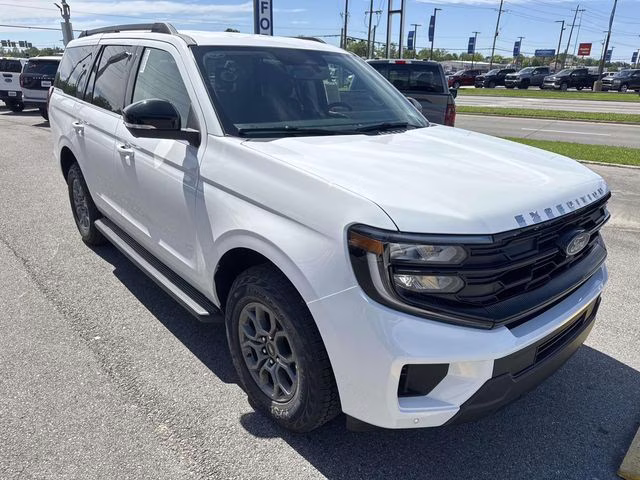 2026 Oxford White Ford Expedition Active RWD SUV