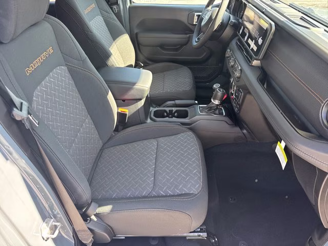 2026 Anvil Clearcoat Jeep Gladiator Mojave 4X4 Truck