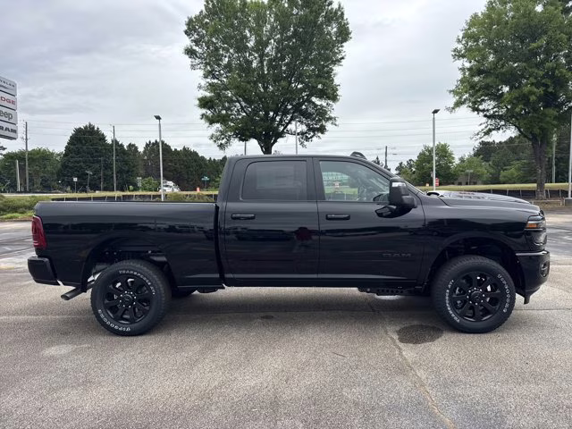 2026 Diamond Black Crystal Pearlcoat Ram 2500 Laramie 4X4 Truck
