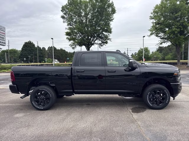 2026 Diamond Black Crystal Pearlcoat Ram 2500 Laramie 4X4 Truck