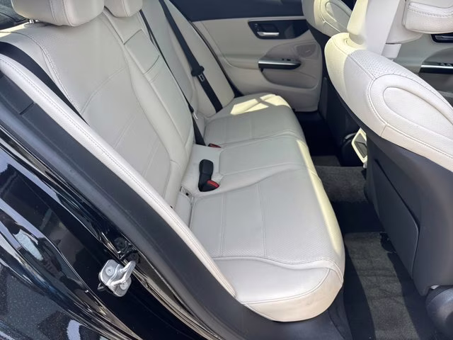 2025 Obsidian Black Metallic Mercedes-Benz C-Class C 300 RWD Sedan