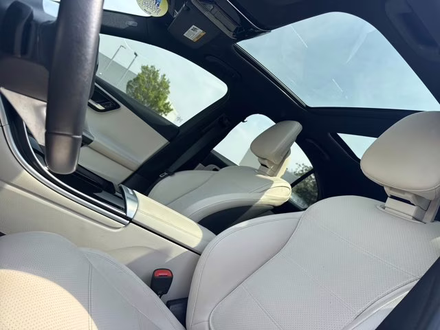 2025 Obsidian Black Metallic Mercedes-Benz C-Class C 300 RWD Sedan