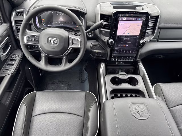 2026 Diamond Black Crystal Pearlcoat Ram 2500 Laramie 4X4 Truck