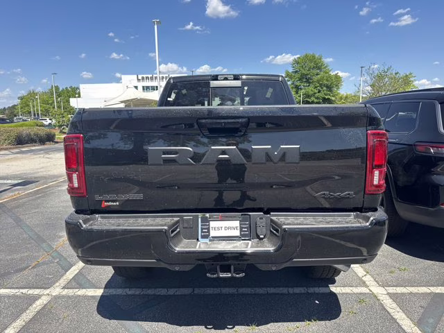 2026 Diamond Black Crystal Pearlcoat Ram 2500 Laramie 4X4 Truck