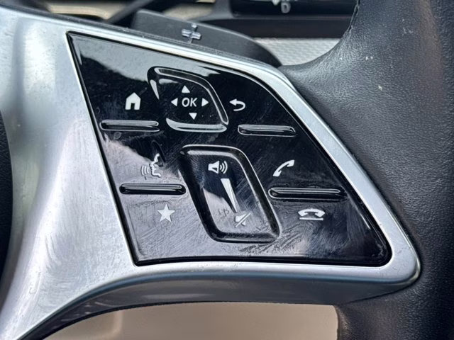 2025 Obsidian Black Metallic Mercedes-Benz C-Class C 300 RWD Sedan