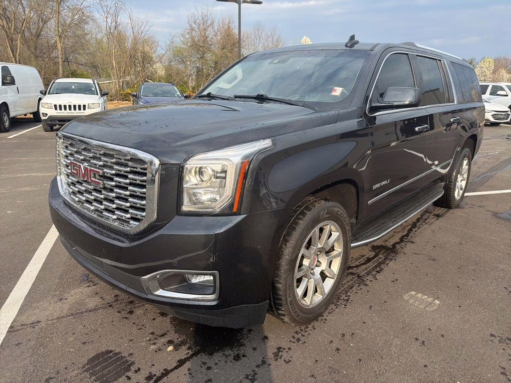 2020 Carbon Black Metallic GMC Yukon XL Denali 4X4 SUV
