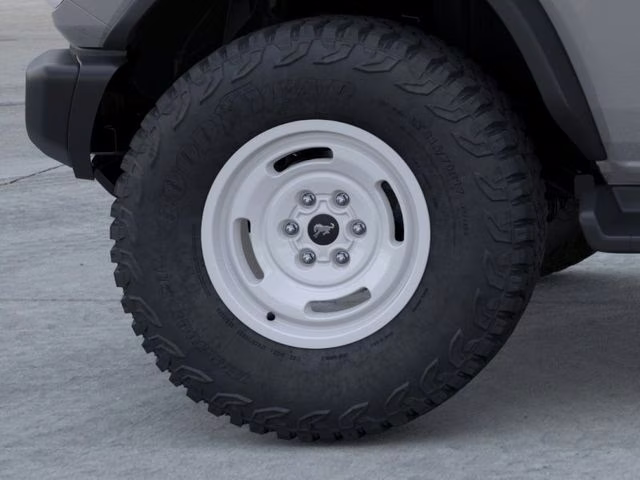 2026 Avalanche Gray Ford Bronco Heritage Edition 4X4 SUV