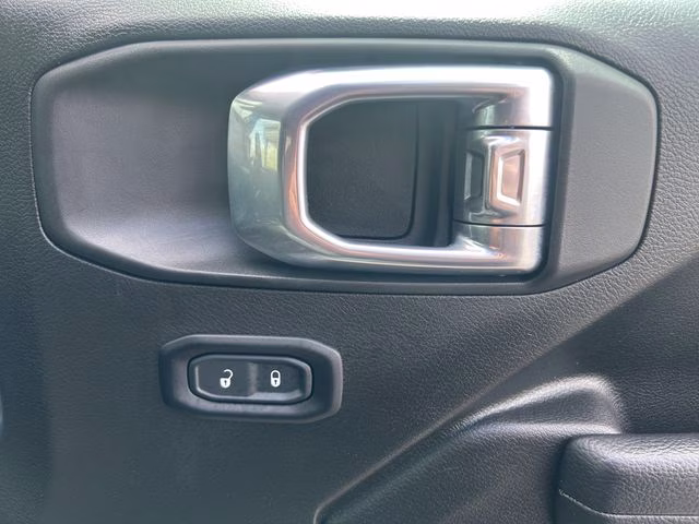 2024 Anvil Clear Coat Jeep Wrangler Willys 4X4 SUV
