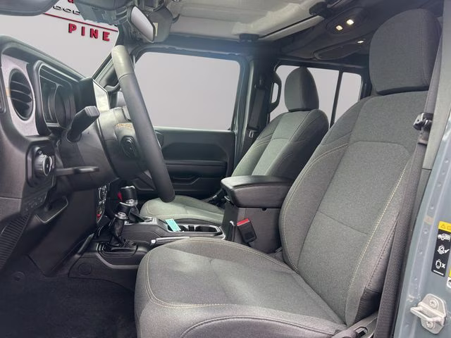 2024 Anvil Clear Coat Jeep Wrangler Willys 4X4 SUV