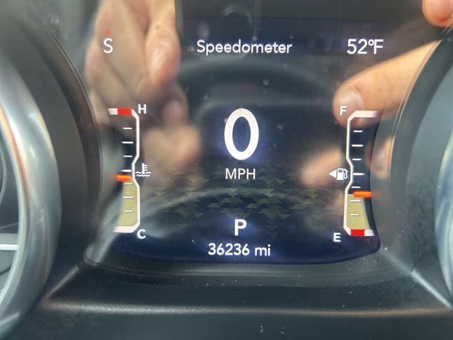 2022 Black Clearcoat Jeep Gladiator Altitude 4X4 Truck