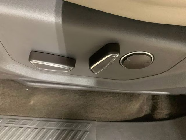 2021 Star White Metallic Tri-Coat Ford Expedition Max Limited 4X4 SUV